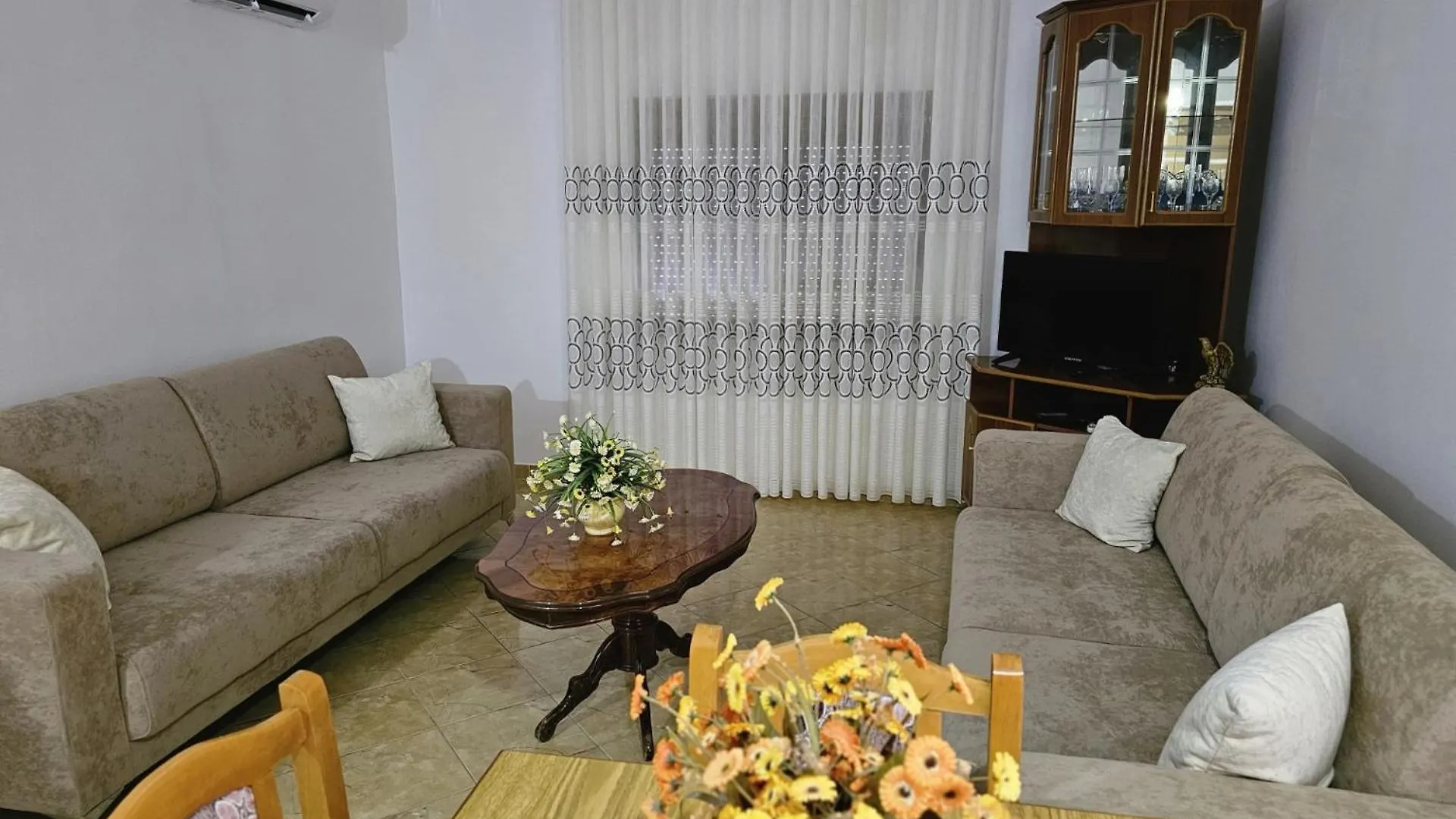 Diana'S Apartment Berat