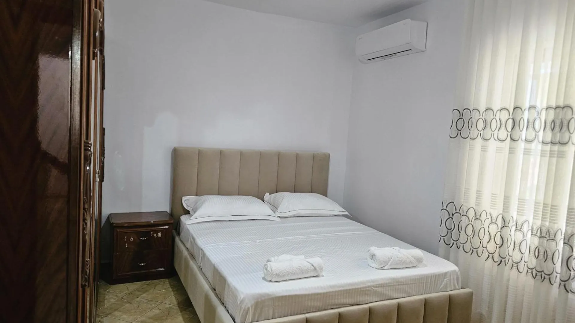 Diana'S Apartment Berat 0*,